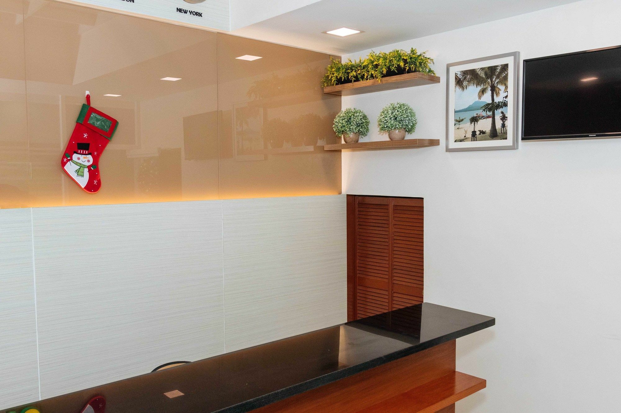 Reddoorz Premium @ Sampaloc Makati Hotel Makati City ภายนอก รูปภาพ