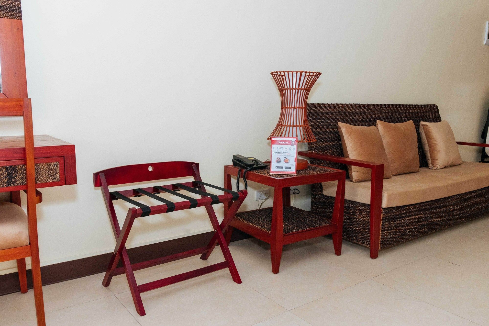 Reddoorz Premium @ Sampaloc Makati Hotel Makati City ภายนอก รูปภาพ